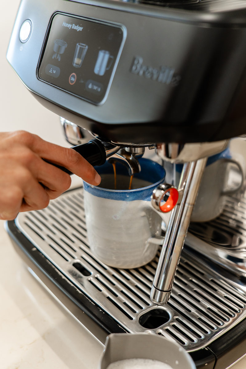Making coffee on the barista coffee machine